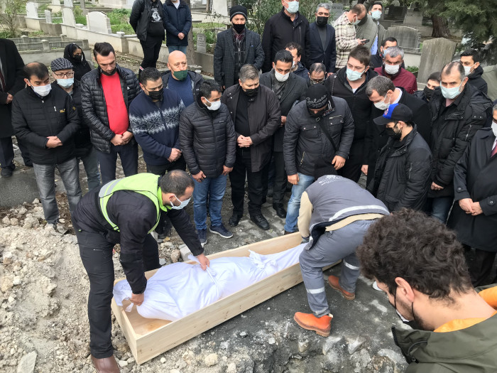 Duayen Gazeteci Mehmet Alpay gözyaşları arasında toprağa verildi