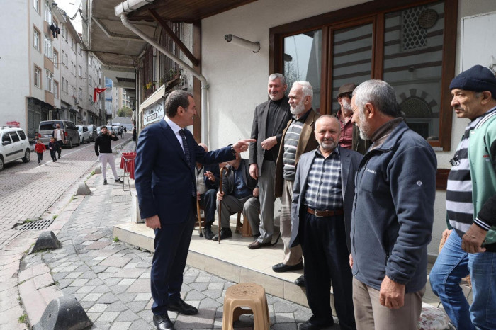 Zeytinburnu’na Bahar Fesleğenle Geldi