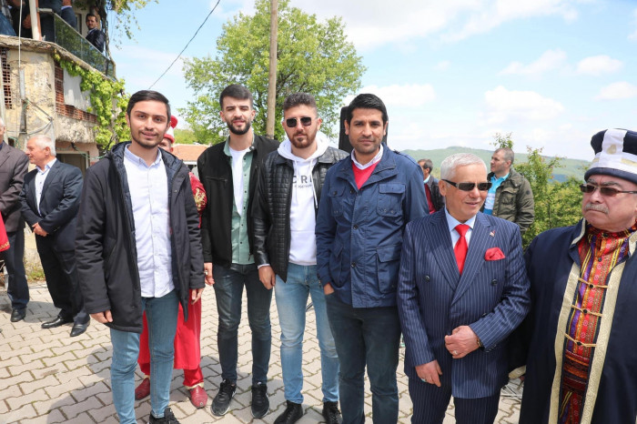 Balıkesir Hodul Köyünde 4 Bin Kişi Hayır yemeğinde buluştu