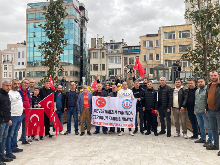 1453 Zeytinburnulular Derneği Taksim Şehitlerini andı