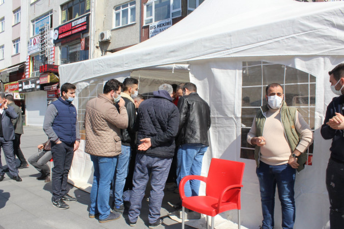 Refah Partisinde Kızılay'a Kan desteği