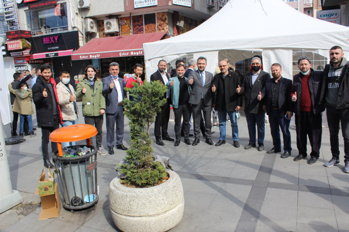 Refah Partisinde Kızılay'a Kan desteği