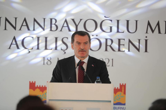 Abay Kunanbayoğlu Meydanı açıldı