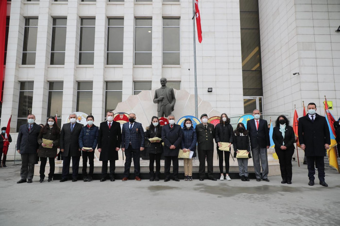 Çanakkale Şehitleri törenle anıldı