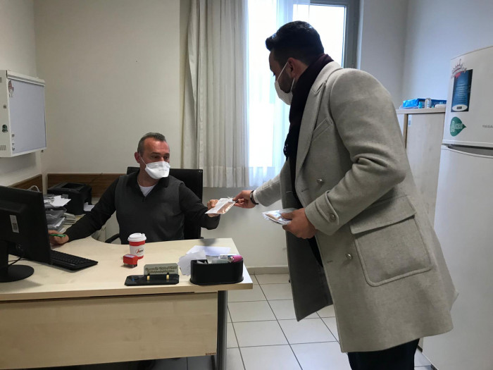 Ülkü Ocaklarından Sağlıkçılara Yorgunluk Kahvesi