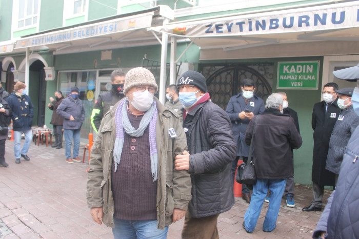 CHP Veliefendi Mahalle Başkanı Sadık Avcı toprağa verildi
