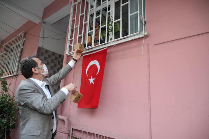 Yenidoğan Mahallesi’nin sokaklarını fesleğen kokusu sardı