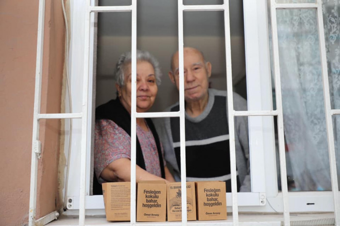 Yenidoğan Mahallesi’nin sokaklarını fesleğen kokusu sardı