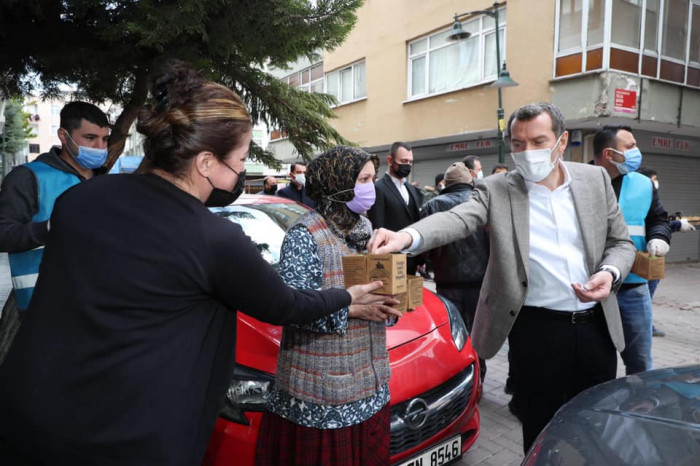 Yenidoğan Mahallesi’nin sokaklarını fesleğen kokusu sardı