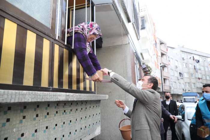 Yenidoğan Mahallesi’nin sokaklarını fesleğen kokusu sardı