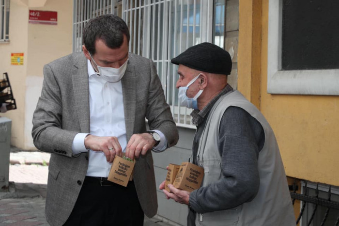 Yenidoğan Mahallesi’nin sokaklarını fesleğen kokusu sardı