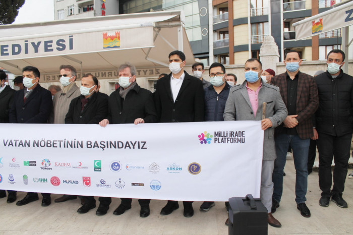 Zeytinburnu’nda STK’lar amirallerin bildirisine tepki gösterdi