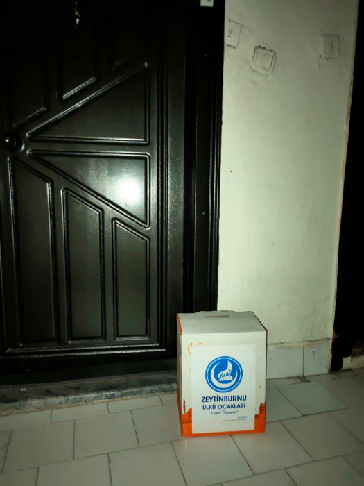 Zeytinburnu Ülküocakları ihtiyaç sahiplerini yalnız bırakmıyor
