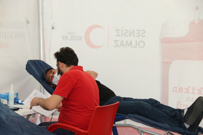 Gazeteci Arkadaşlarımızla Kan Bağışı Kampanyası Düzenledik