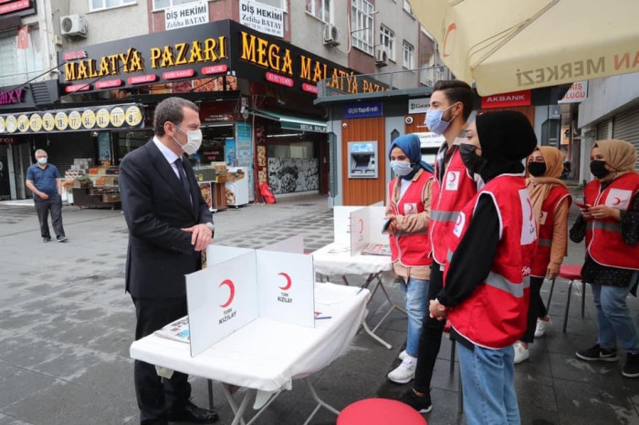 Gazeteci Arkadaşlarımızla Kan Bağışı Kampanyası Düzenledik