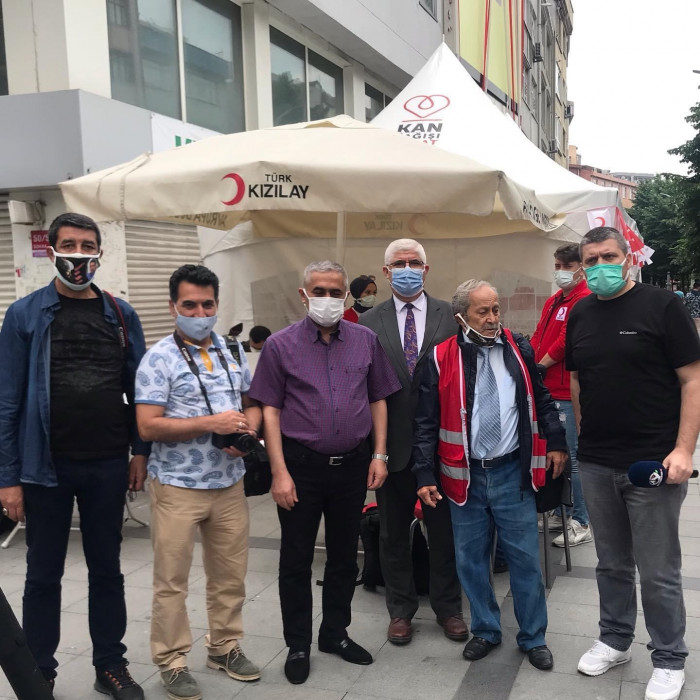 Gazeteci Arkadaşlarımızla Kan Bağışı Kampanyası Düzenledik