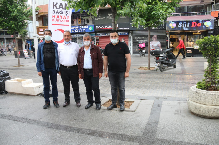 Gazeteci Arkadaşlarımızla Kan Bağışı Kampanyası Düzenledik
