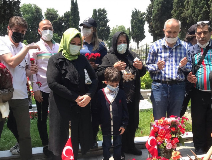 Şehit Cihan Karagözlü kabri başında anıldı