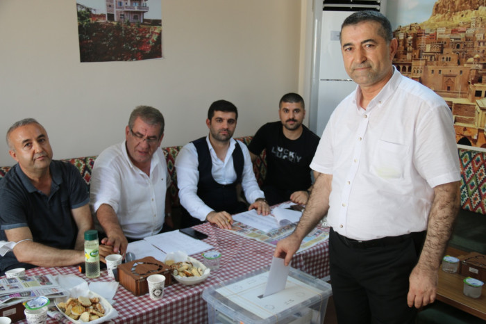 Suphi Aslan İkinci kez Midyat Ortaca Dernek başkanı seçildi