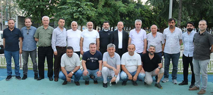 Giresunlular Zeytinburnu’nda Tek Yumruk !