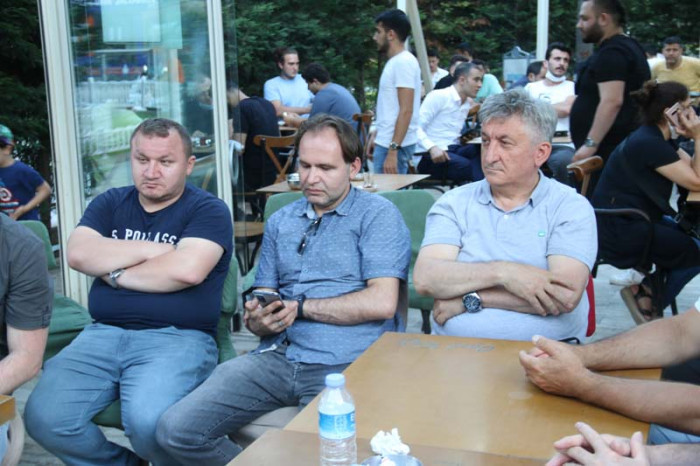 Giresunlular Zeytinburnu’nda Tek Yumruk !