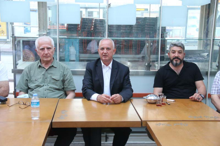 Giresunlular Zeytinburnu’nda Tek Yumruk !