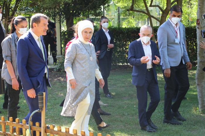 Emine Erdoğan Hanımefendi Zeytinburnu'nda