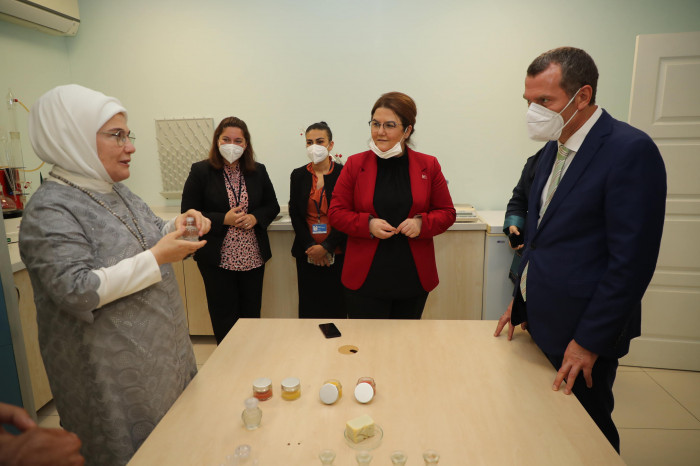 Emine Erdoğan Hanımefendi Zeytinburnu'nda