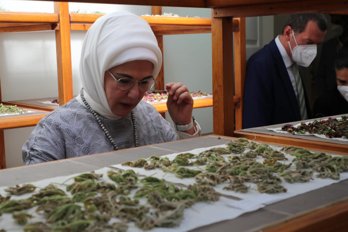 Emine Erdoğan Hanımefendi Zeytinburnu'nda