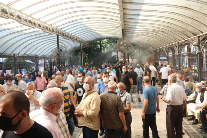 Başkan Kemal Hayırlıoğlu Zeytinburnu’nu yasa boğdu