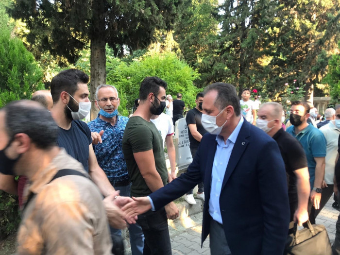 Başkan Kemal Hayırlıoğlu Zeytinburnu’nu yasa boğdu