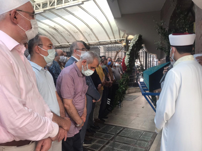 Başkan Kemal Hayırlıoğlu Zeytinburnu’nu yasa boğdu