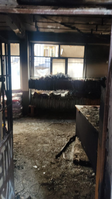 Veliefendi’de 5 katlı binada can pazarı