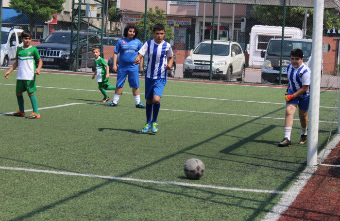 Selvi Spor'da Kadir Ünver yeniden Başkan seçildi