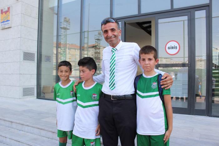 Selvi Spor'da Kadir Ünver yeniden Başkan seçildi