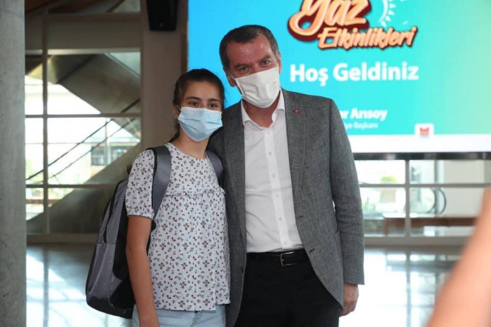 Zeytinburnu Bilgi Evleri Yaz Etkinlikleri Ödül Töreni