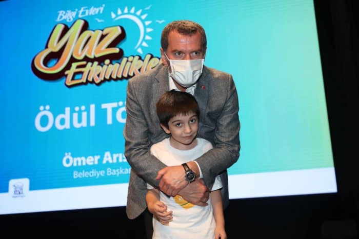 Zeytinburnu Bilgi Evleri Yaz Etkinlikleri Ödül Töreni