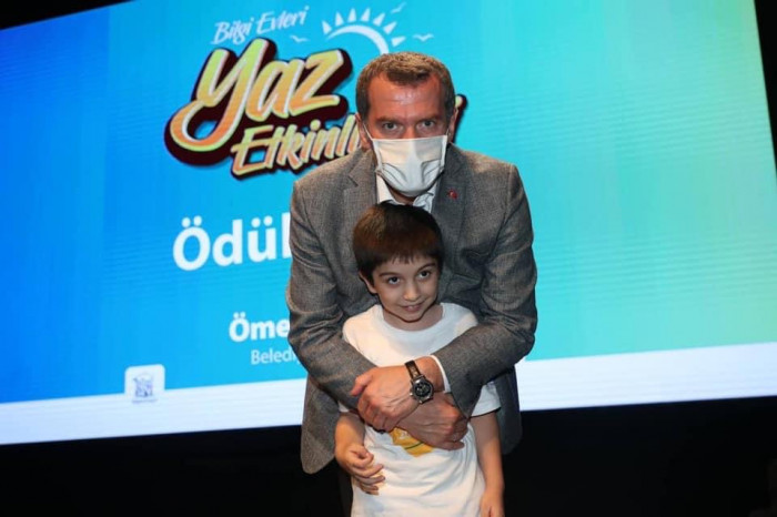 Zeytinburnu Bilgi Evleri Yaz Etkinlikleri Ödül Töreni