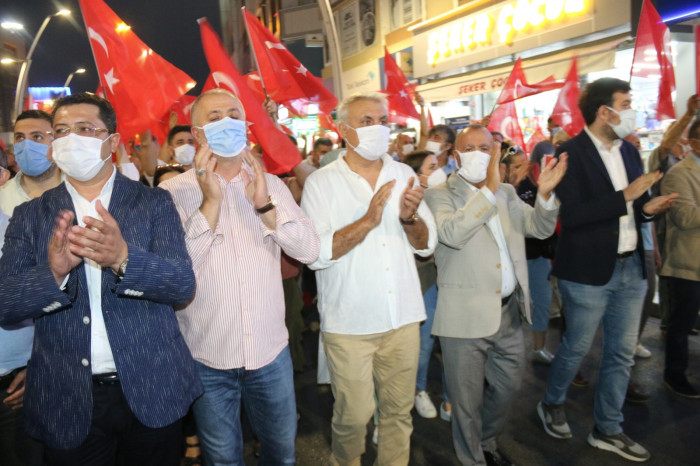 CHP Zeytinburnu İlçe Örgütünden Muhteşem 30 Ağustos Zafer Yürüyüşü