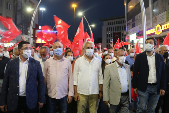 CHP Zeytinburnu İlçe Örgütünden Muhteşem 30 Ağustos Zafer Yürüyüşü