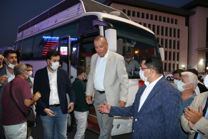 CHP Zeytinburnu İlçe Örgütünden Muhteşem 30 Ağustos Zafer Yürüyüşü