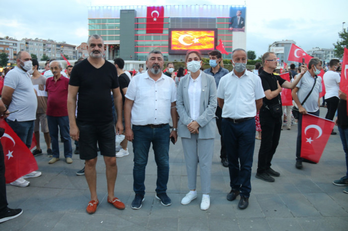 CHP Zeytinburnu İlçe Örgütünden Muhteşem 30 Ağustos Zafer Yürüyüşü