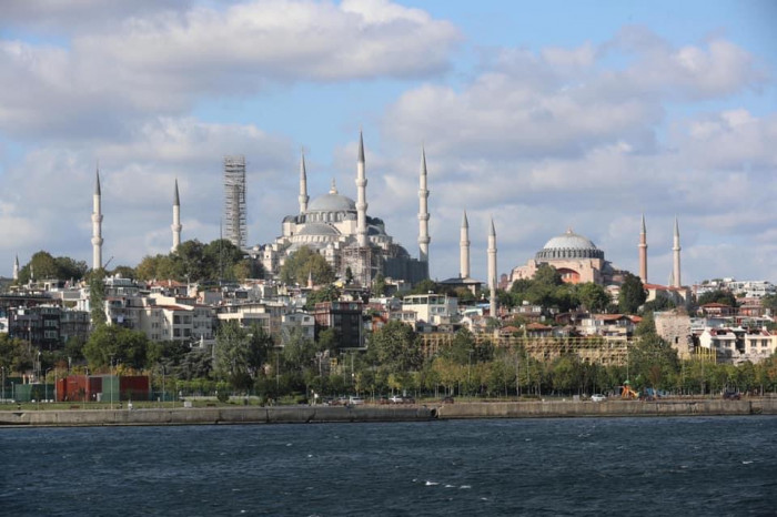 Zeytinburnu Belediyesi'nin Boğaz Gezileri Başladı