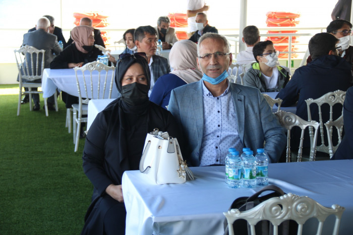 Zeytinburnu Belediyesi'nin Boğaz Gezileri Başladı