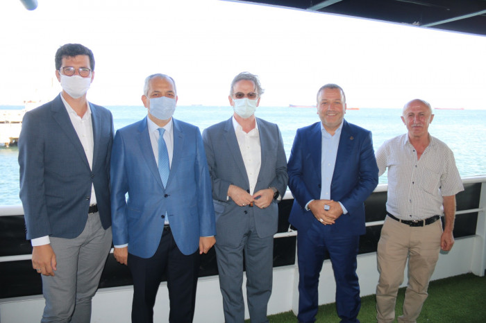 Zeytinburnu Belediyesi'nin Boğaz Gezileri Başladı