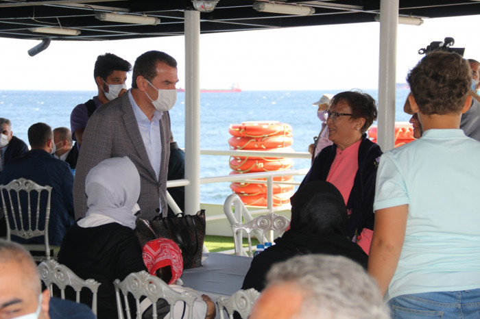 Zeytinburnu Belediyesi'nin Boğaz Gezileri Başladı