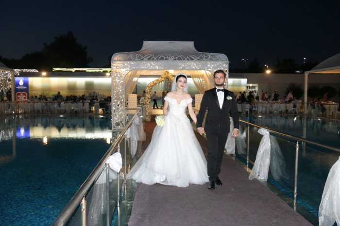 Alanur ve Mustafa Görkemli bir Düğünle Dünya Evine girdiler