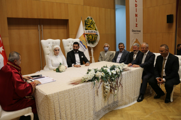 Elif ve Yavuz bir ömür boyu mutluluğa EVET dedi