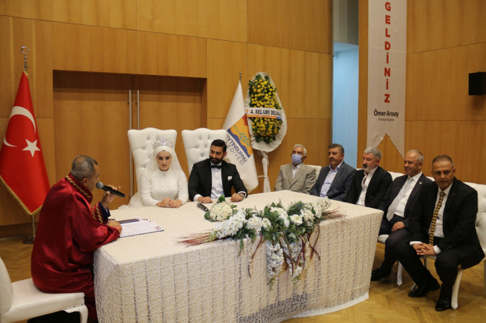 Elif ve Yavuz bir ömür boyu mutluluğa EVET dedi