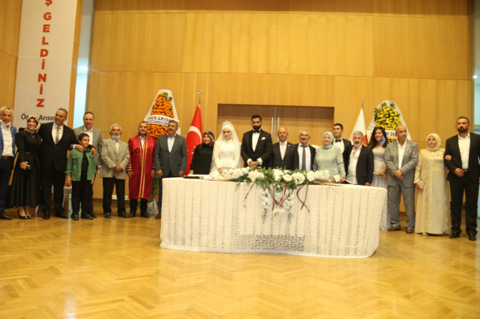 Elif ve Yavuz bir ömür boyu mutluluğa EVET dedi